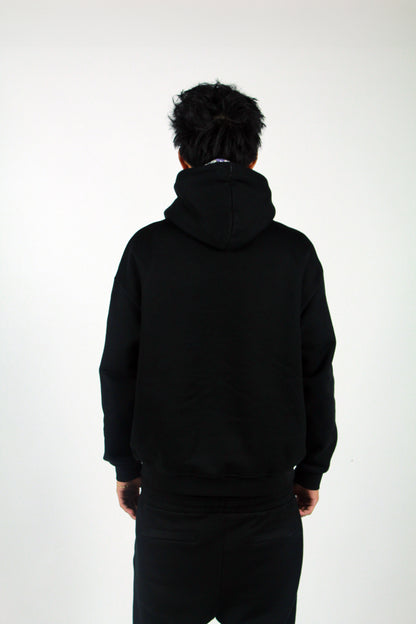 001 HOODIE BLACK