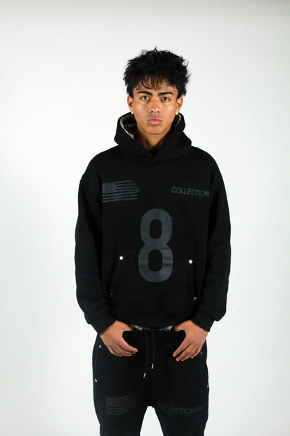 001 HOODIE BLACK