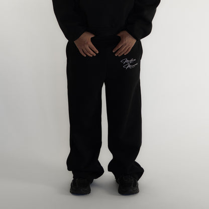 BLACK BUBBLE SWEATS